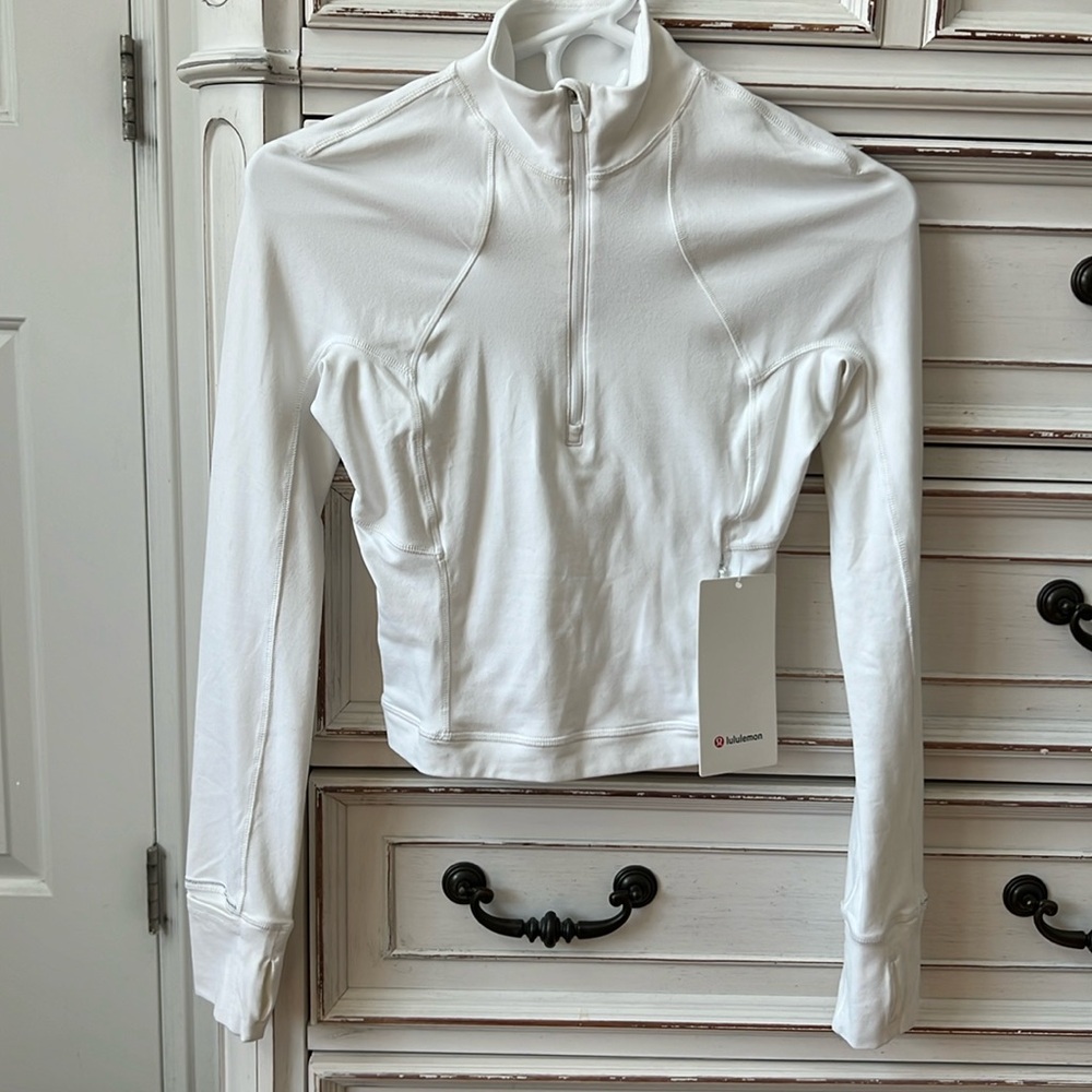 Brand new with tags, Lululemon white Rulu run cropped 1/2 zip